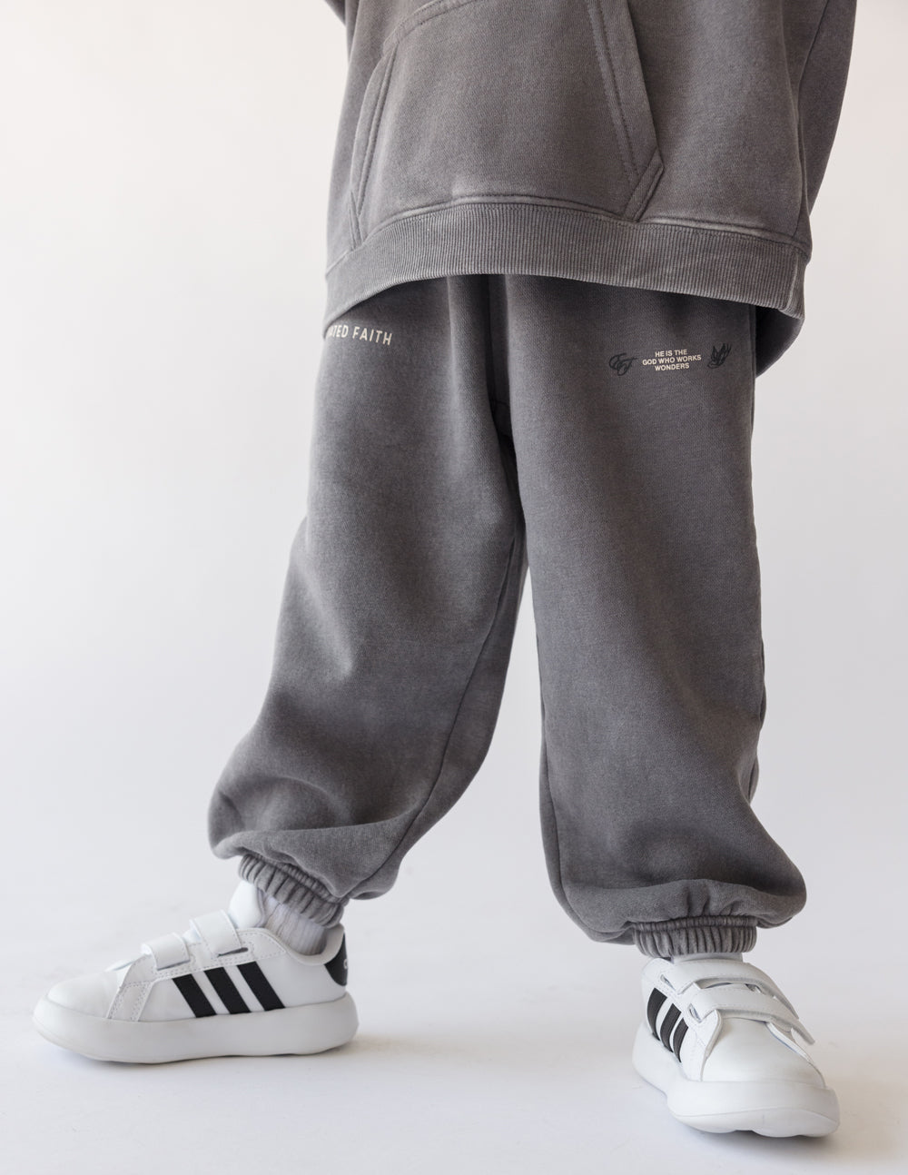 God-of-Miracles-Kids-Sweatpant_01.jpg