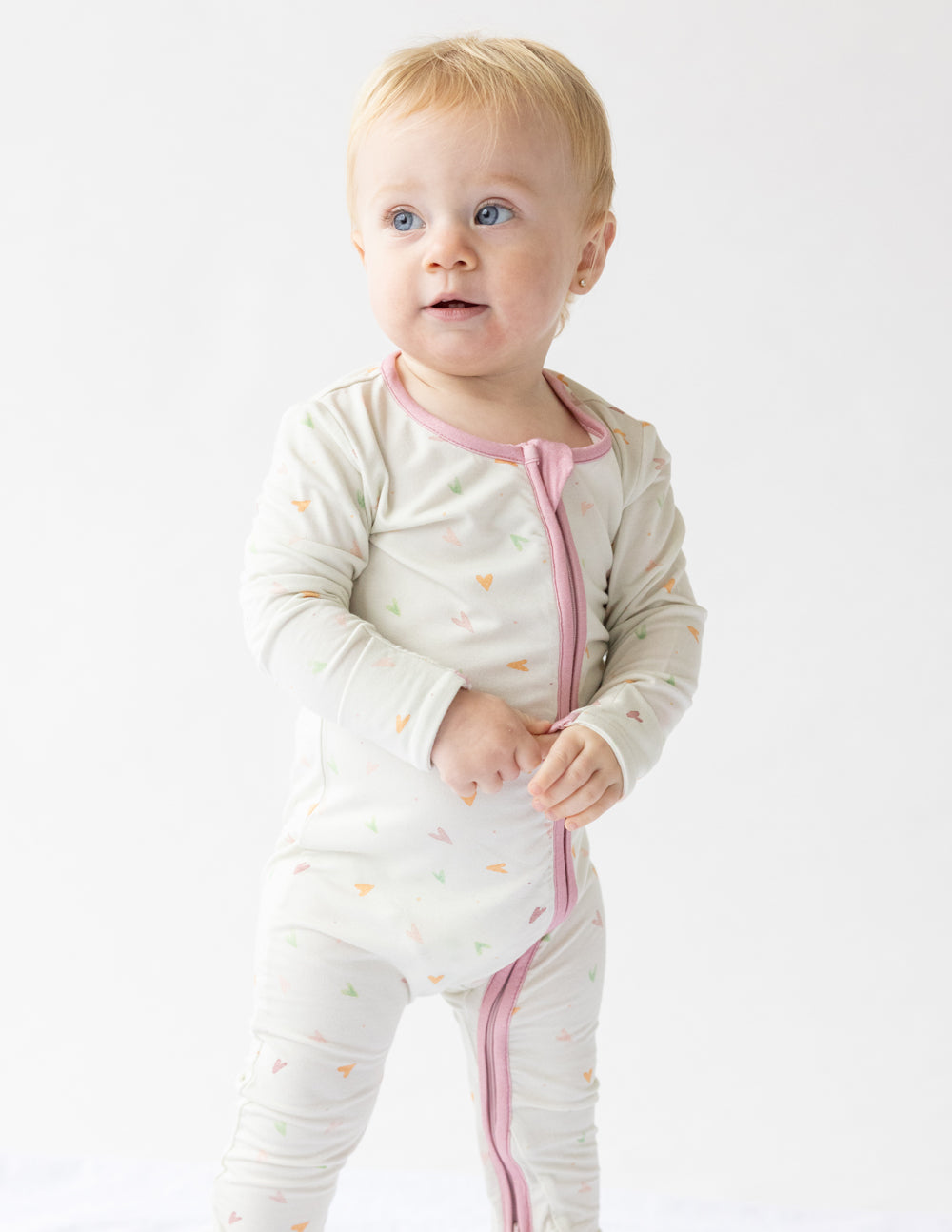 Heart-Convertible-Footed-Onesie_02_6861afdf-bd67-4dc2-b308-c64860e59edd.jpg