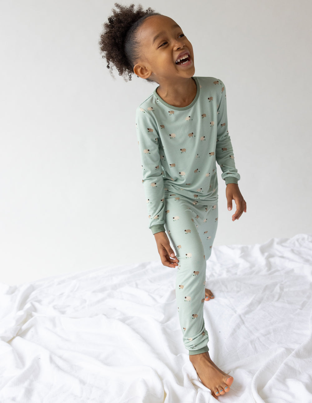 Lamb-Kids-Pajama-Set_04.jpg