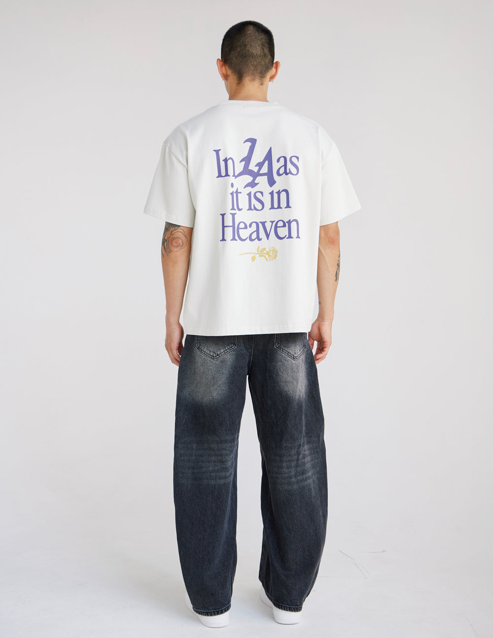 Pray-for-Los-Angeles-Heavyweight-Tee_02.jpg